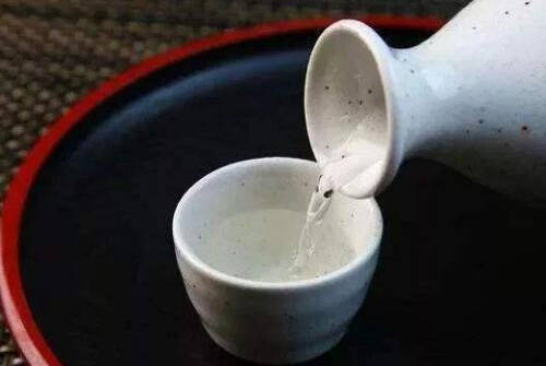 茅台大小瓶_茅台小样酒什么样